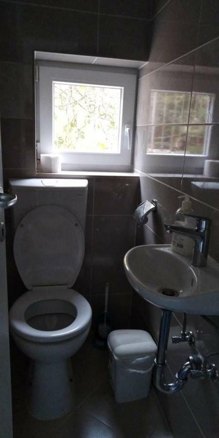 Holiday House Maretta - Apartment No 1 Lukovo Šugarje Extérieur photo