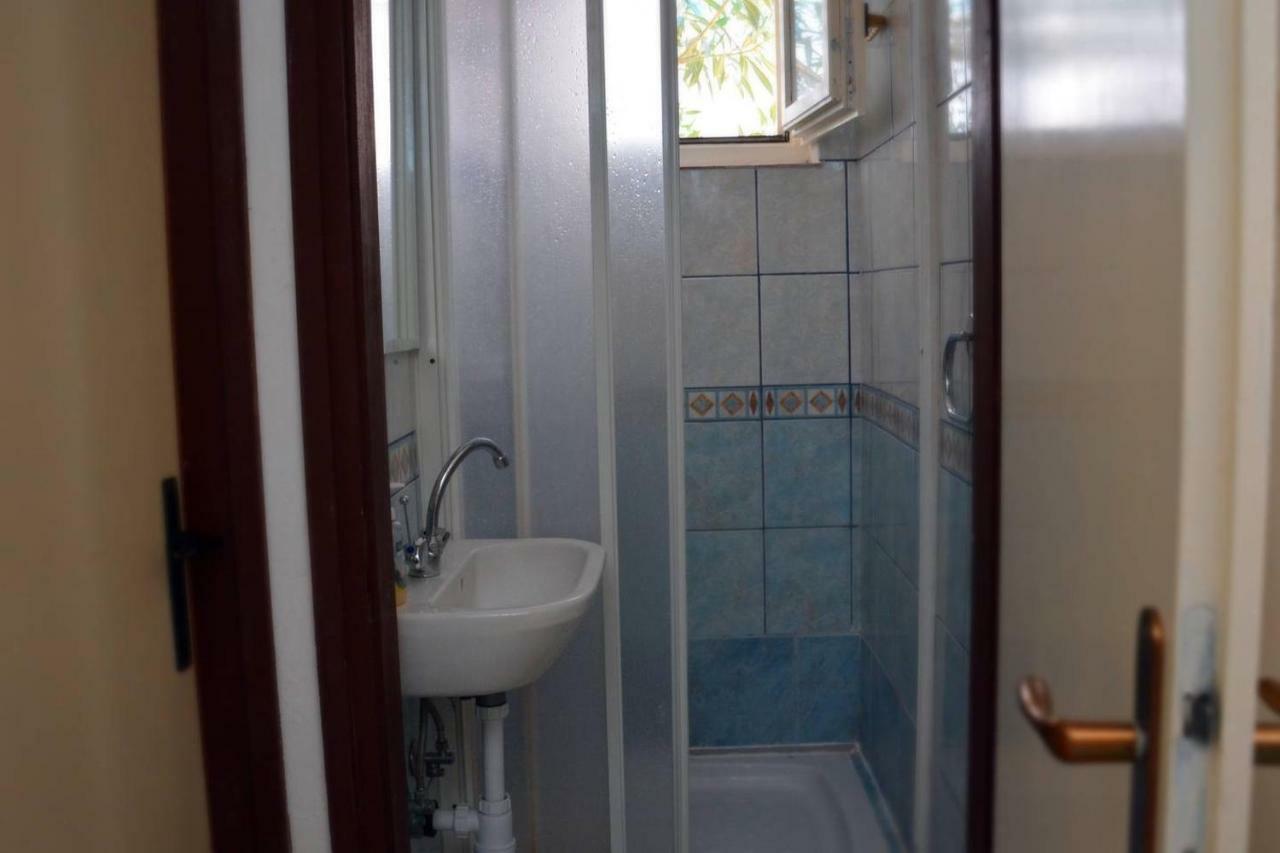 Holiday House Maretta - Apartment No 1 Lukovo Šugarje Extérieur photo